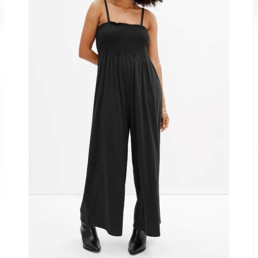 NWT Gap Wide Leg Smocked Jumpsuit Black Night Spaghetti Strap Cotton Rayon SM